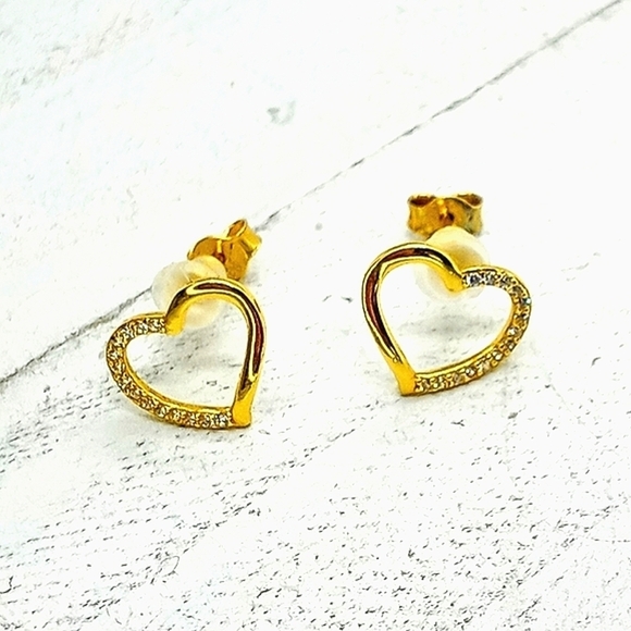 Heart CZ inlay studs - Picture 2 of 7